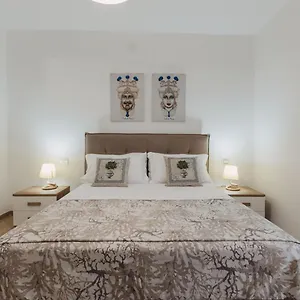 Apartment House Island Ortigia, Syracuse